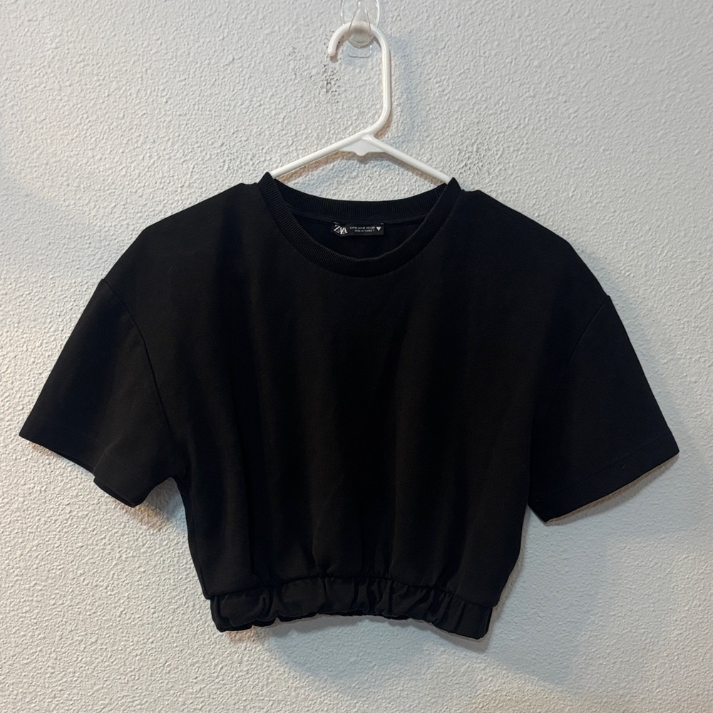 Zara Black Elastic Hem Crop Top